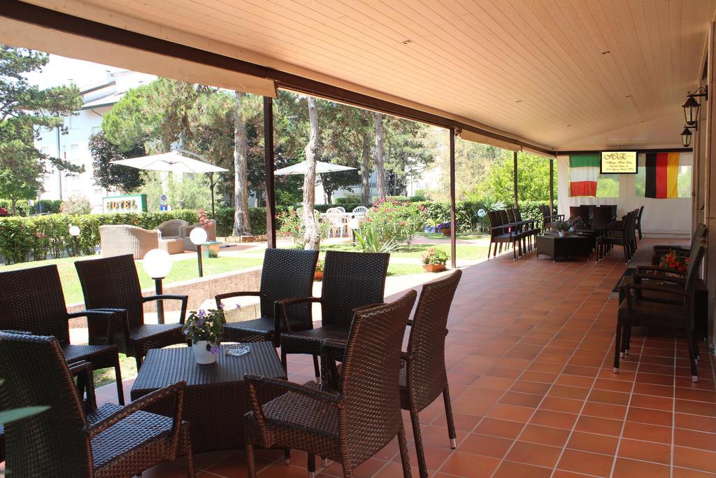Hotel Eden Lignano Sabbiadoro Exterior photo